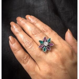 Flower Rotating Finger Ring
