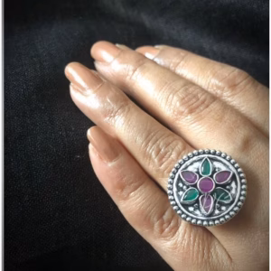 Flower Rotating Finger Ring