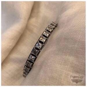 White Cut Stone Bangle - Image 4