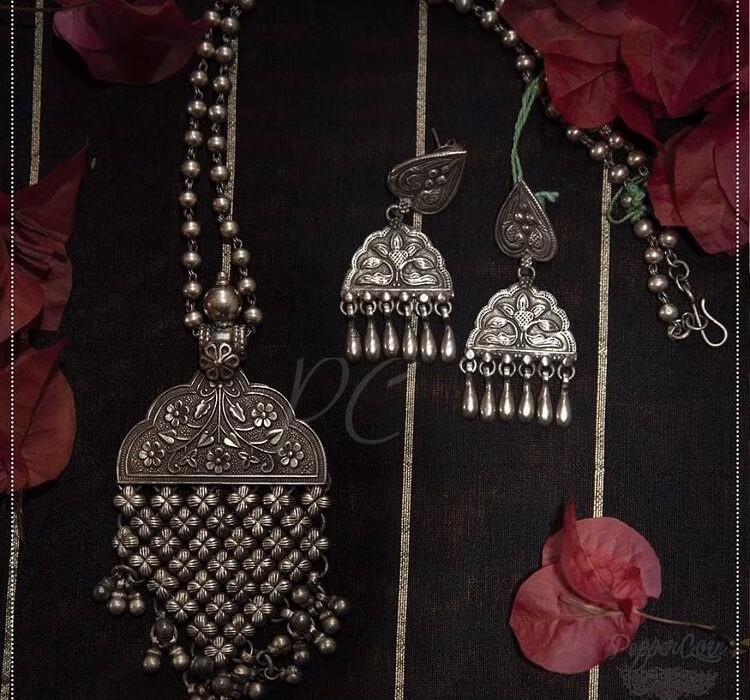Silver Necklace Set - Image 4