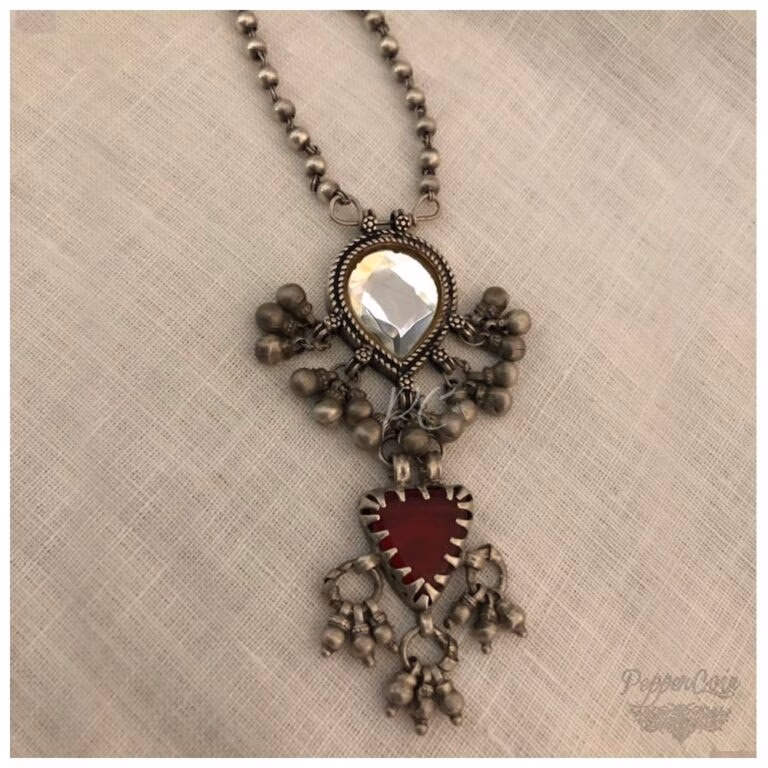 Noor Collection