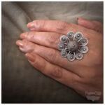 Flower Finger Rings - Image 2