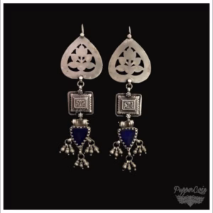 Khana-ba-dosh Collection
