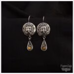 Khana-ba-dosh Collection