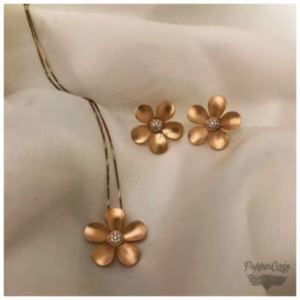 Arezu Collection